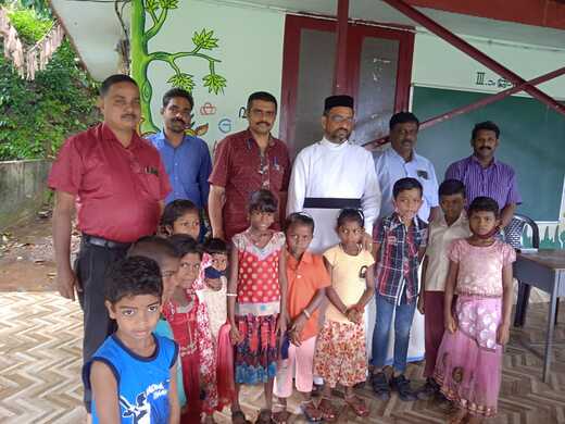 Visit to Attathode Govt. Tribal School in Sabarimala Forest (November 2021) and Educational Support